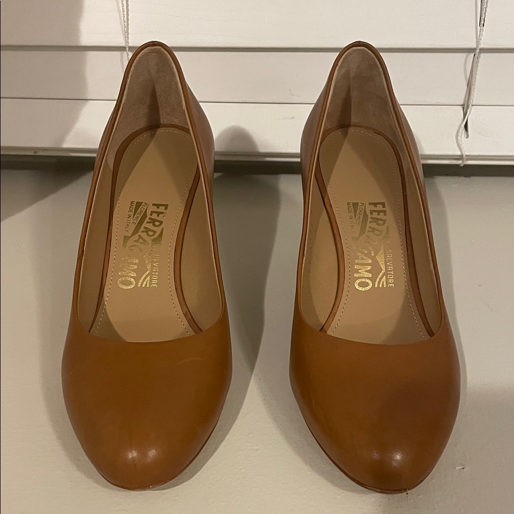 Salvatore Ferragamo Women's Tan Leather Heels